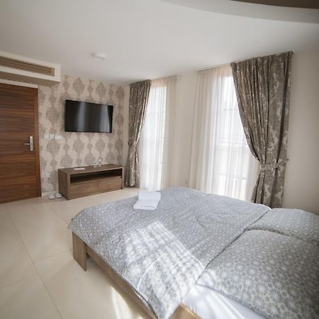 Hotel Urban Buzim Luaran gambar