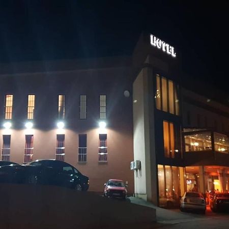 Hotel Urban Buzim Luaran gambar