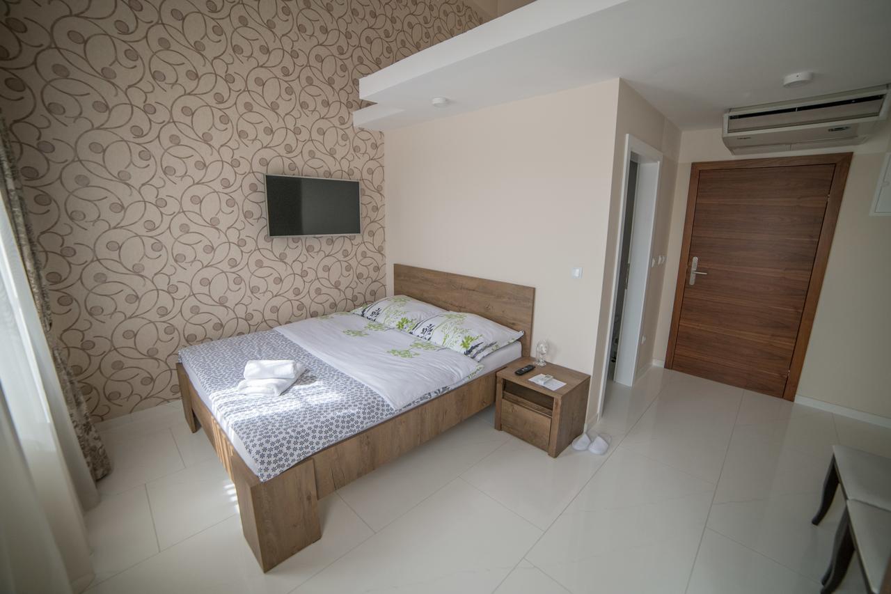 Hotel Urban Buzim Luaran gambar