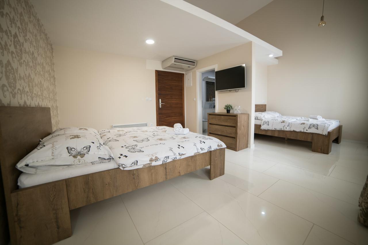 Hotel Urban Buzim Luaran gambar