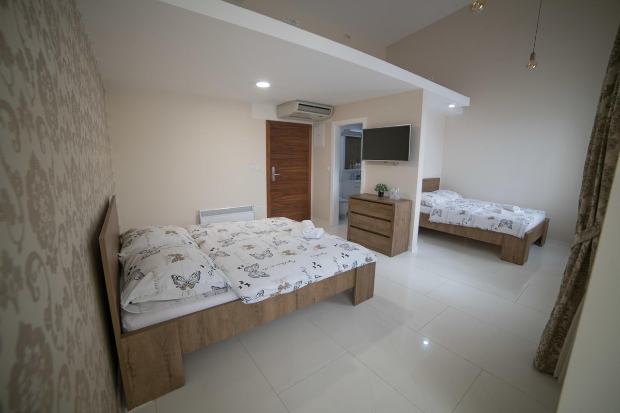 Hotel Urban Buzim Luaran gambar