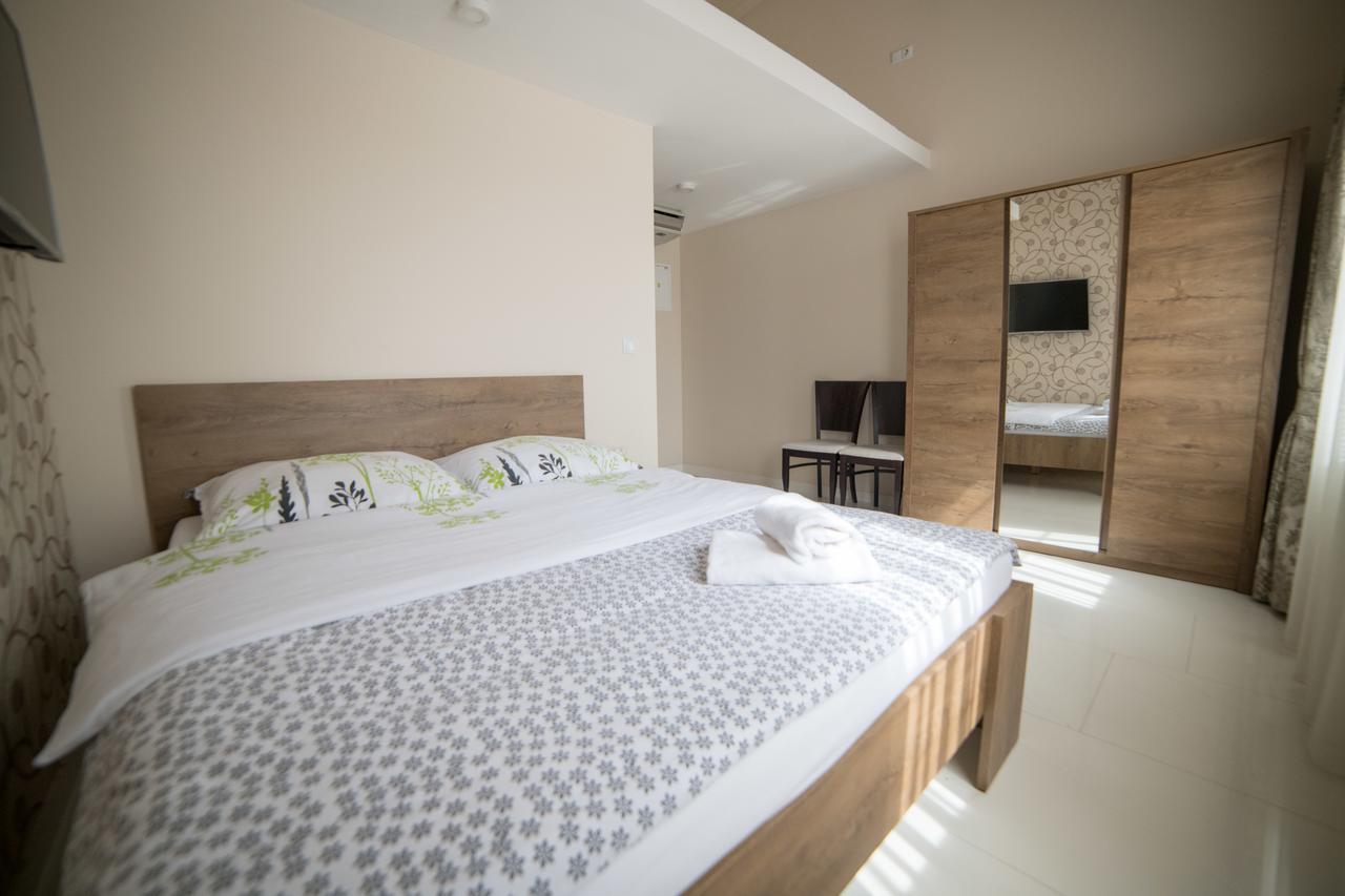 Hotel Urban Buzim Luaran gambar