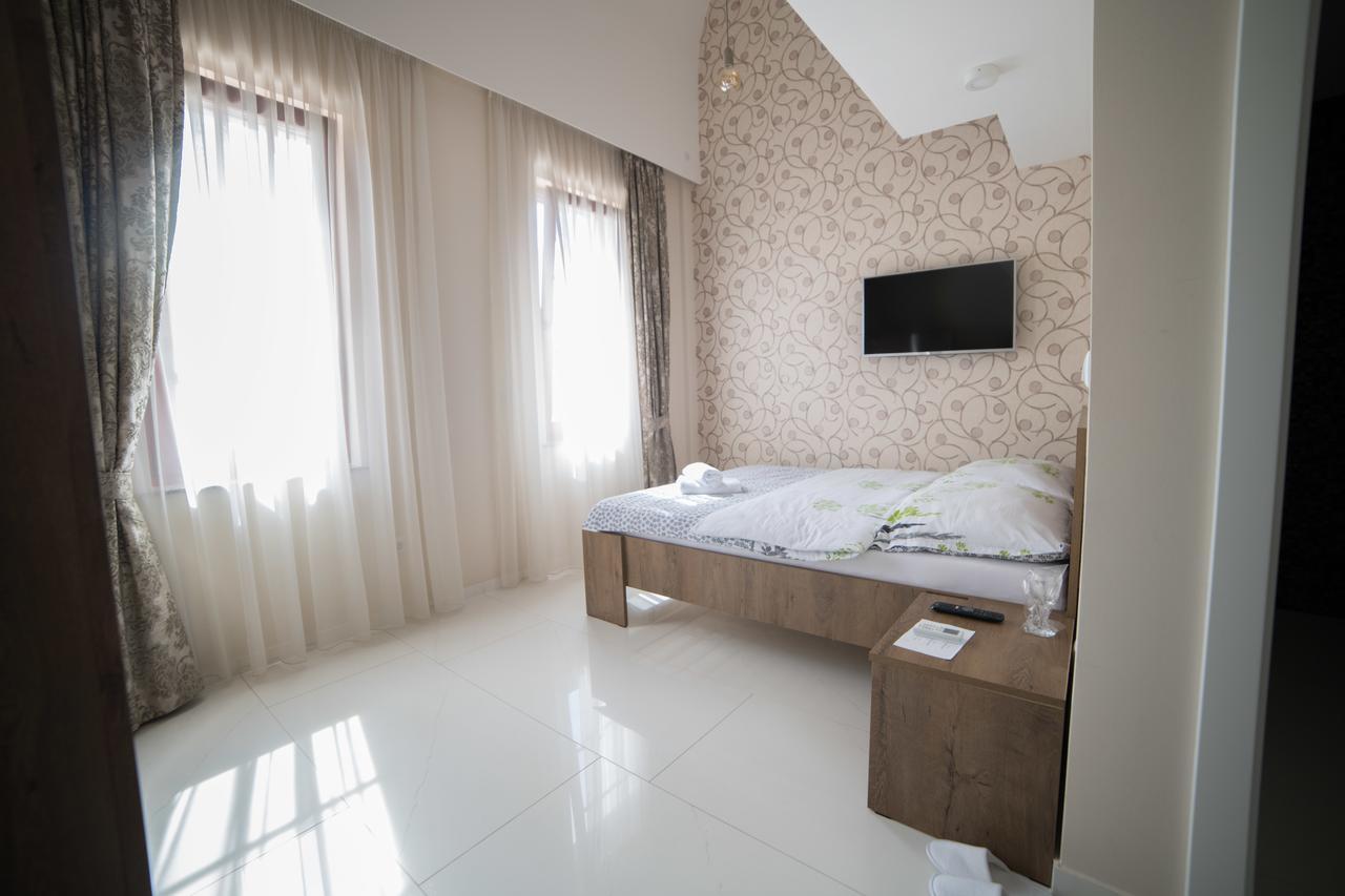 Hotel Urban Buzim Luaran gambar